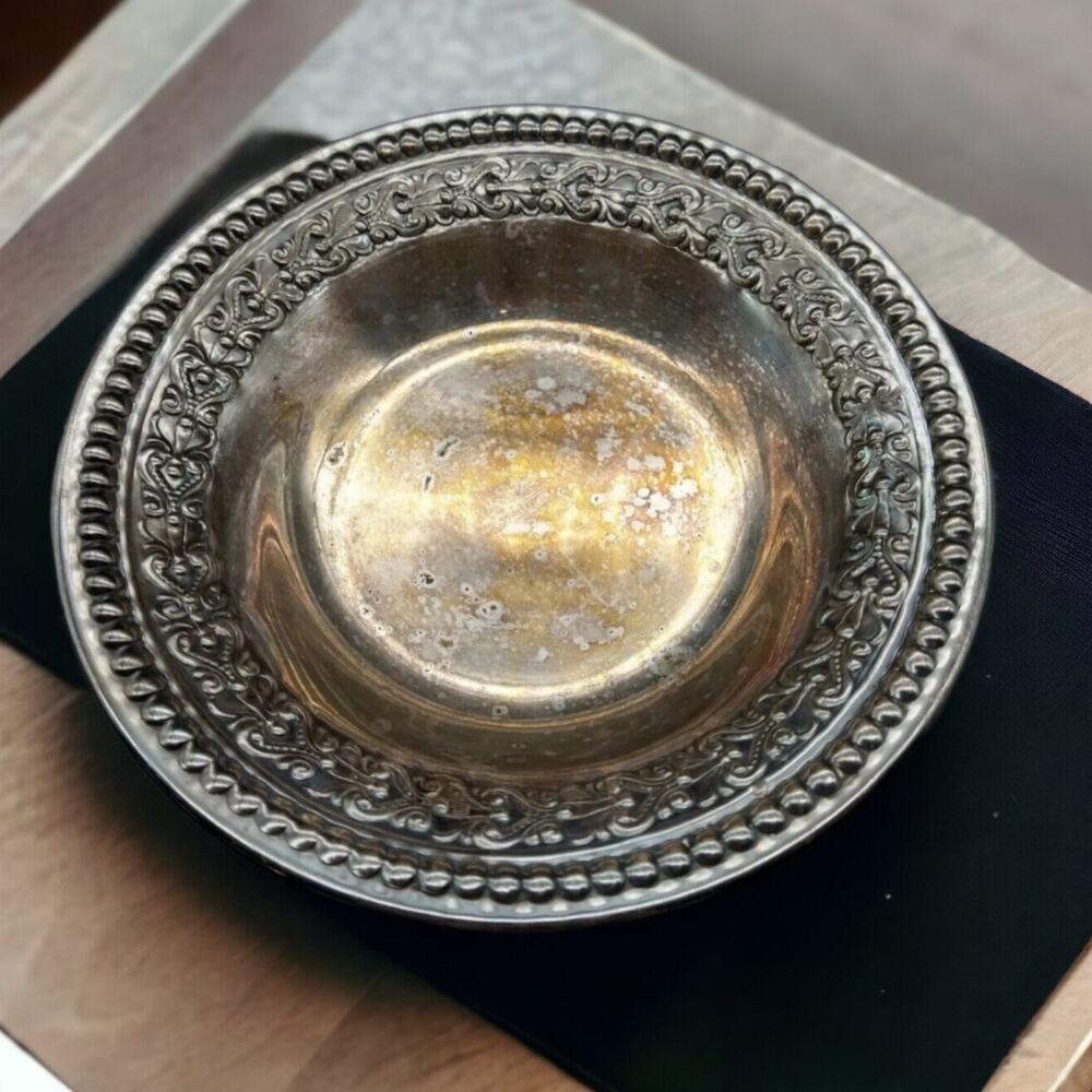 Vintage Wallace Silver Plate Bowl N4232 6.25” Patina Neoclassical Rim Accent